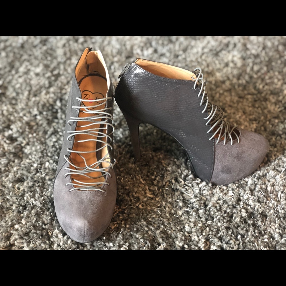 Gray lace heels